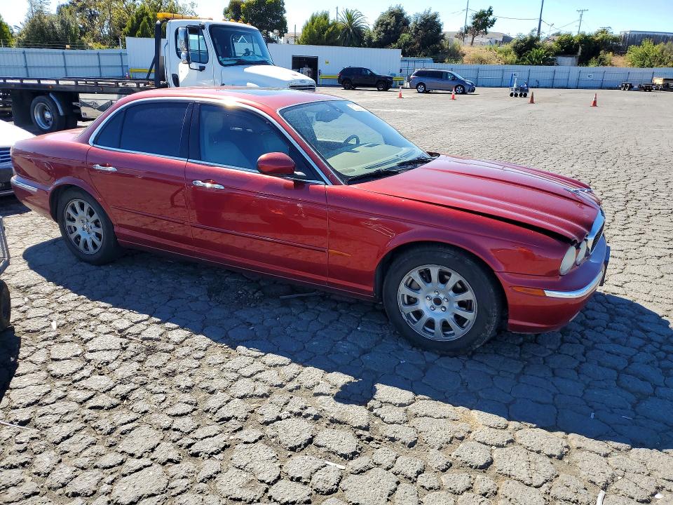Photo 4 from auction – 2004 JAGUAR XJ8 with VIN SAJWA71C24SG13311