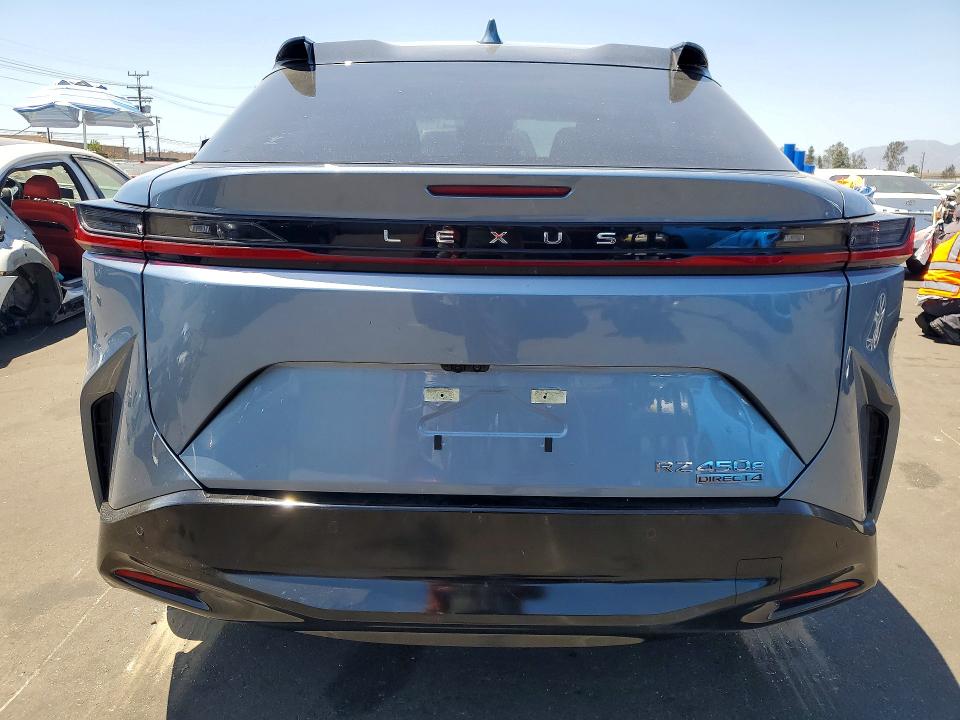 Photo 6 from auction – 2023 LEXUS RZ with VIN JTJAAAAB3PA022423