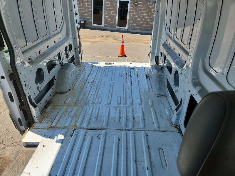 Photo 10 from auction – 2019 FORD TRANSIT with VIN 1FTBW2CG3KKB81601
