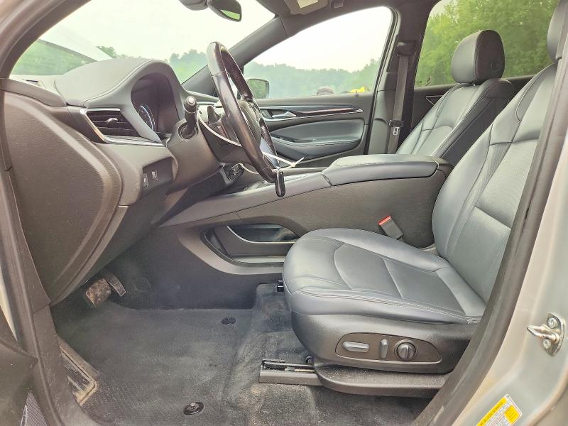 Photo 7 from auction – 2022 BUICK ENCLAVE with VIN 5GAEVAKWXNJ104075