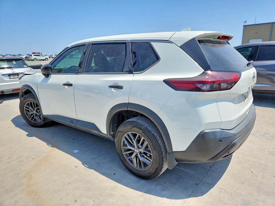Photo 2 from auction – 2021 NISSAN ROGUE with VIN 5N1AT3AA1MC848165