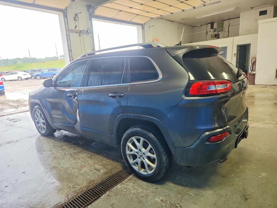 Photo 2 from auction – 2016 JEEP CHEROKEE with VIN 1C4PJLCB0GW195793