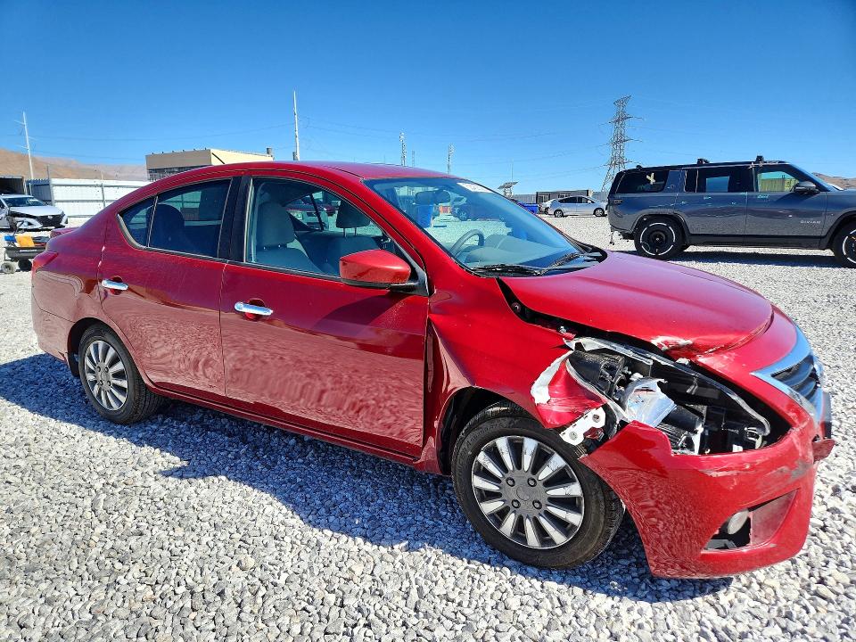 Photo 4 from auction – 2015 NISSAN VERSA with VIN 3N1CN7APXFL814996
