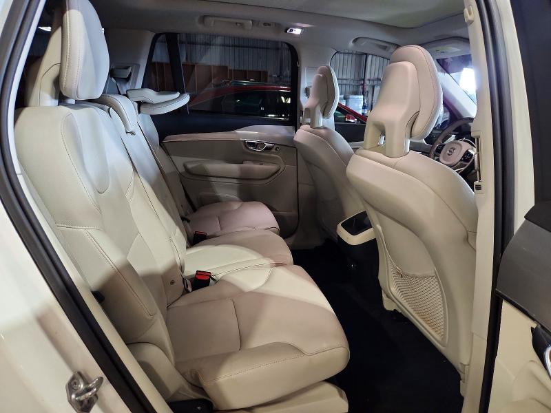 Photo 11 from auction – 2017 VOLVO XC90 with VIN YV4102KK5H1105585