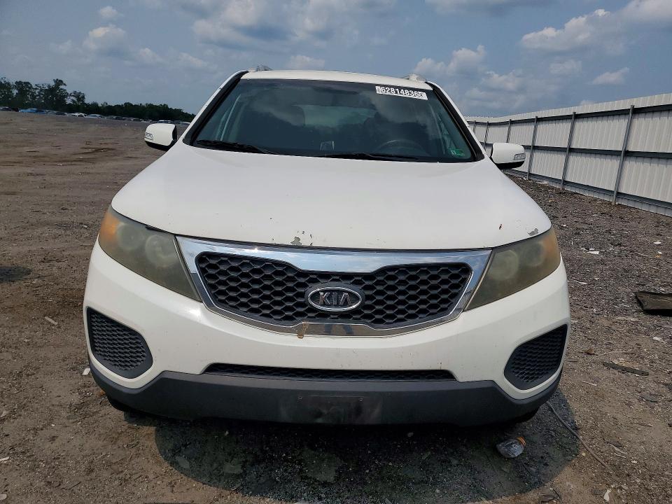Photo 5 from auction – 2011 KIA SORENTO with VIN 5XYKTDA23BG178439