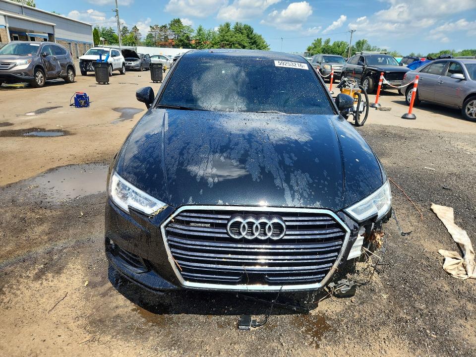 Zdjęcie 5 z aukcji – 2018 AUDI A3 z VIN WAUB8GFFXJ1031528