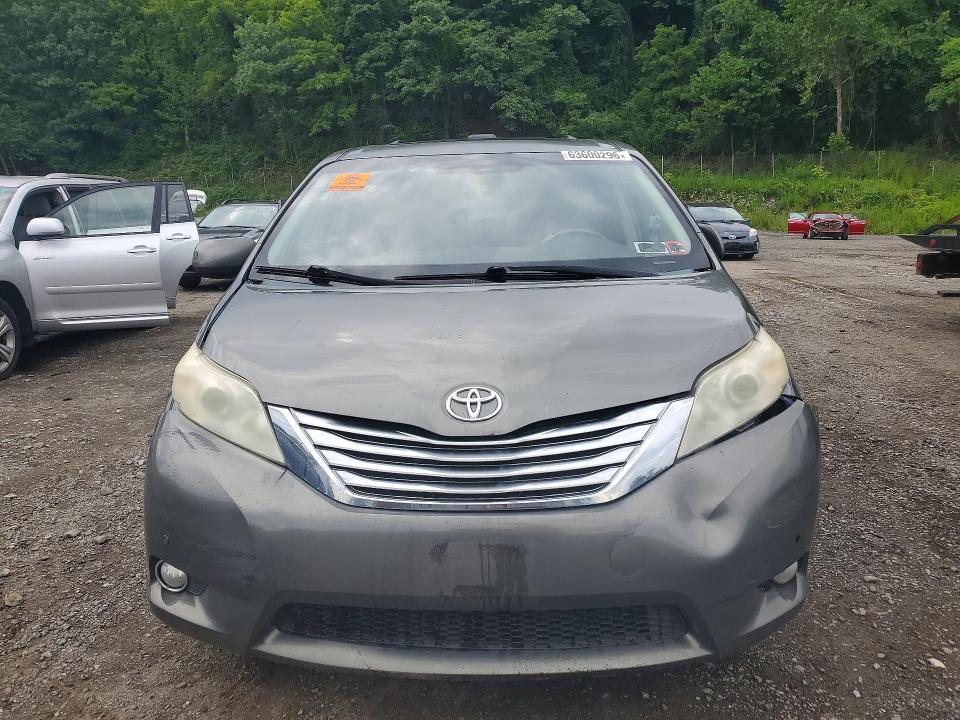 Foto 5 de la subasta – 2011 TOYOTA SIENNA con VIN 5TDYK3DC3BS105599