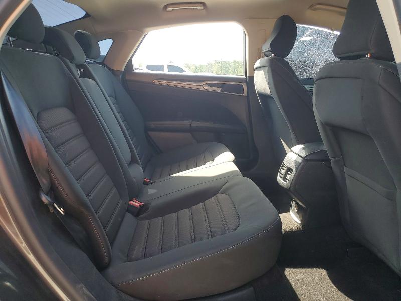 Photo 10 from auction – 2020 FORD FUSION with VIN 3FA6P0H7XLR139246