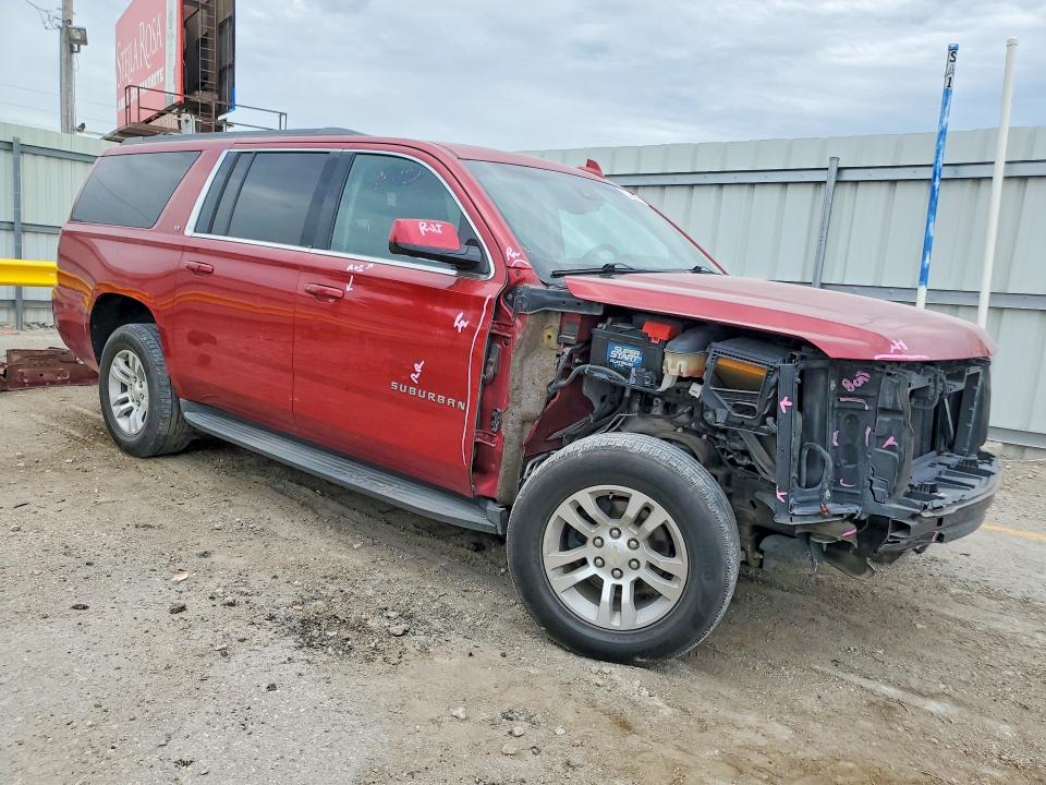 Photo 4 from auction – 2015 CHEVROLET SUBURBAN with VIN 1GNSKJKC7FR534673