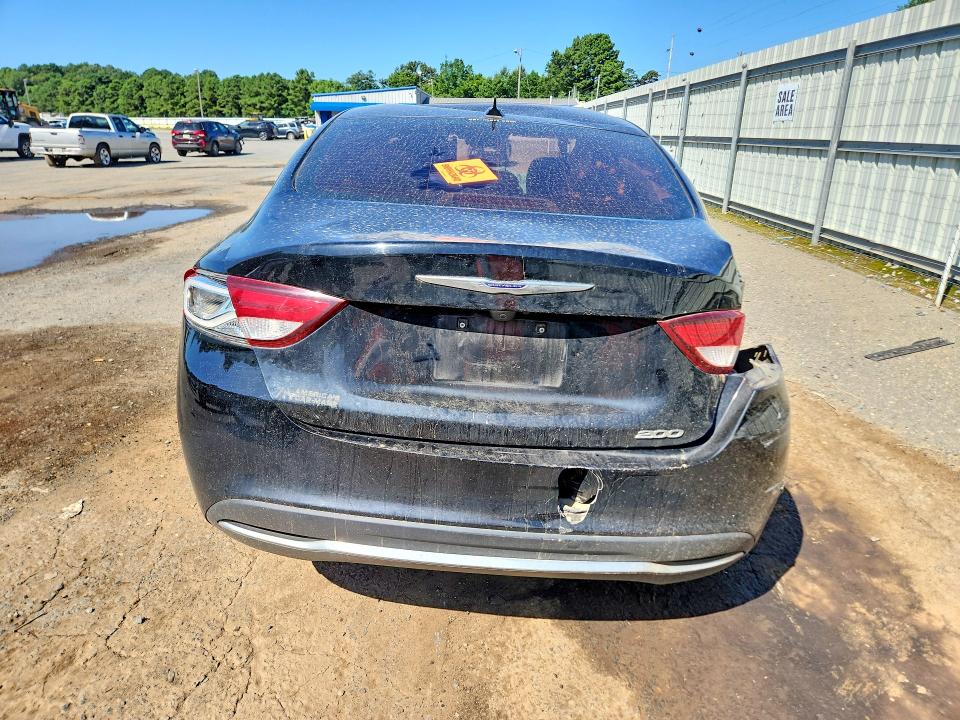 Photo 6 from auction – 2016 CHRYSLER 200 with VIN 1C3CCCAB3GN181165