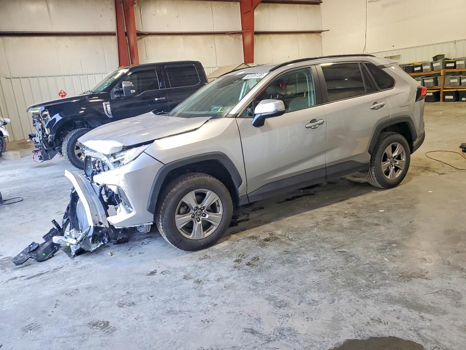 TOYOTA RAV4 2022 with VIN 2T3P1RFVXNC313371 - Photo from auction