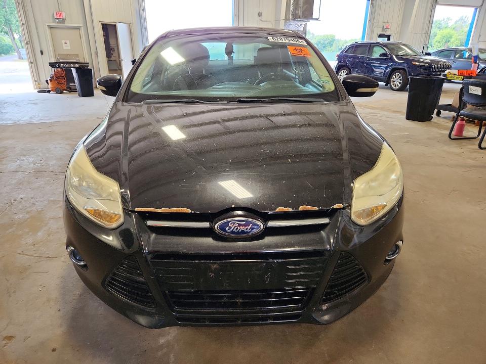 Photo 5 from auction – 2012 FORD FOCUS with VIN 1FAHP3F2XCL118414