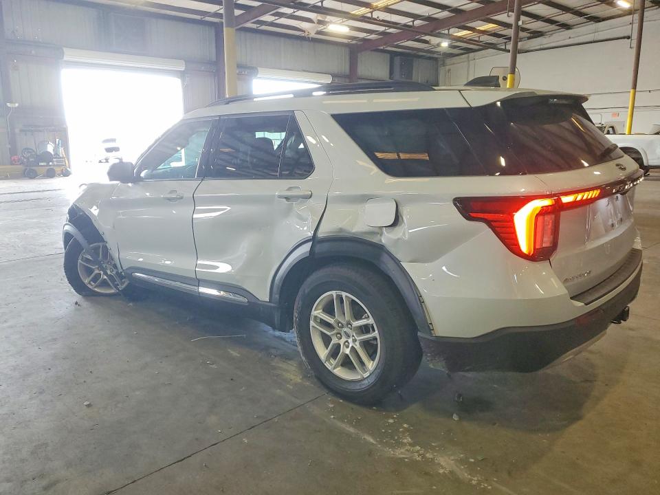 Photo 2 from auction – 2025 FORD EXPLORER with VIN 1FMUK7DH6SGC00682