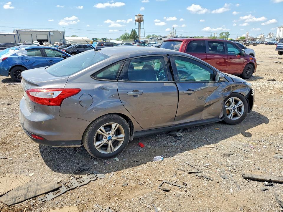 Photo 3 from auction – 2013 FORD FOCUS with VIN 1FADP3F27DL169255