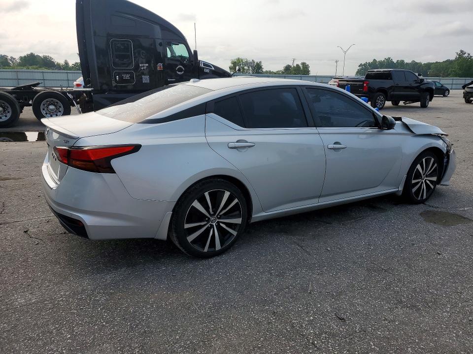Photo 3 from auction – 2021 NISSAN ALTIMA with VIN 1N4BL4CV4MN420275