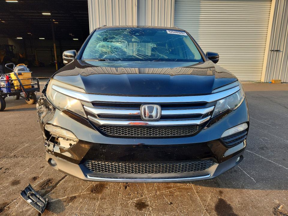 Photo 5 from auction – 2017 HONDA PILOT with VIN 5FNYF6H93HB024328
