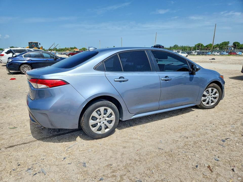 Photo 3 from auction – 2021 TOYOTA COROLLA with VIN JTDEPMAE5MJ184550