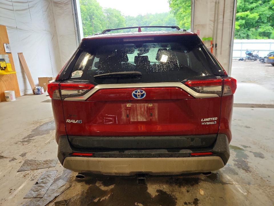 Photo 6 from auction – 2023 TOYOTA RAV4 with VIN JTMD6RFV4PD085807