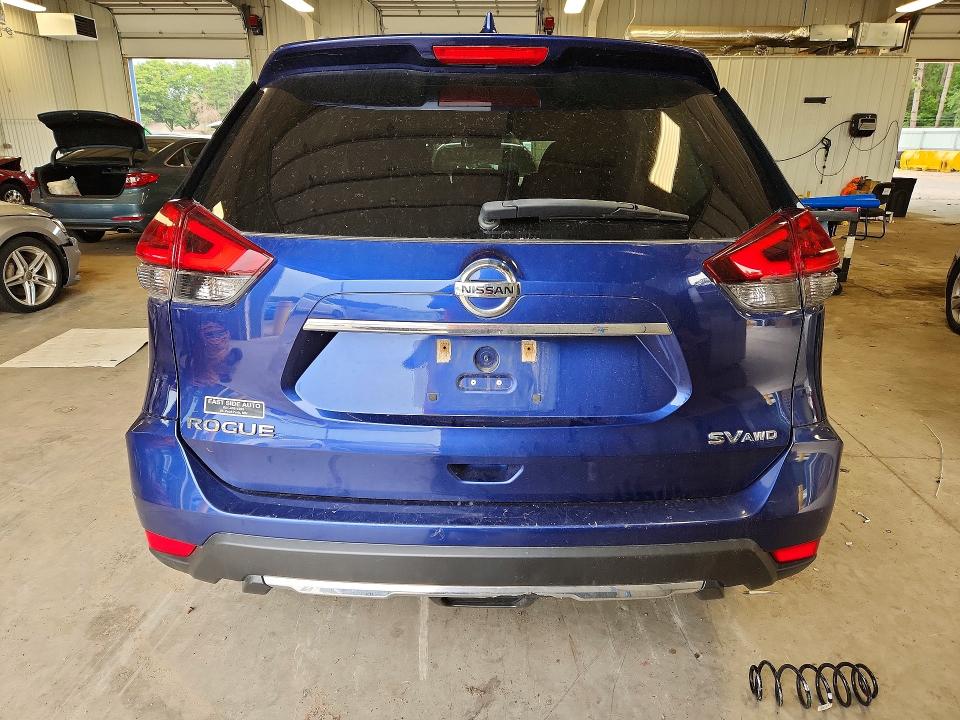 Photo 6 from auction – 2017 NISSAN ROGUE with VIN 5N1AT2MV9HC847490