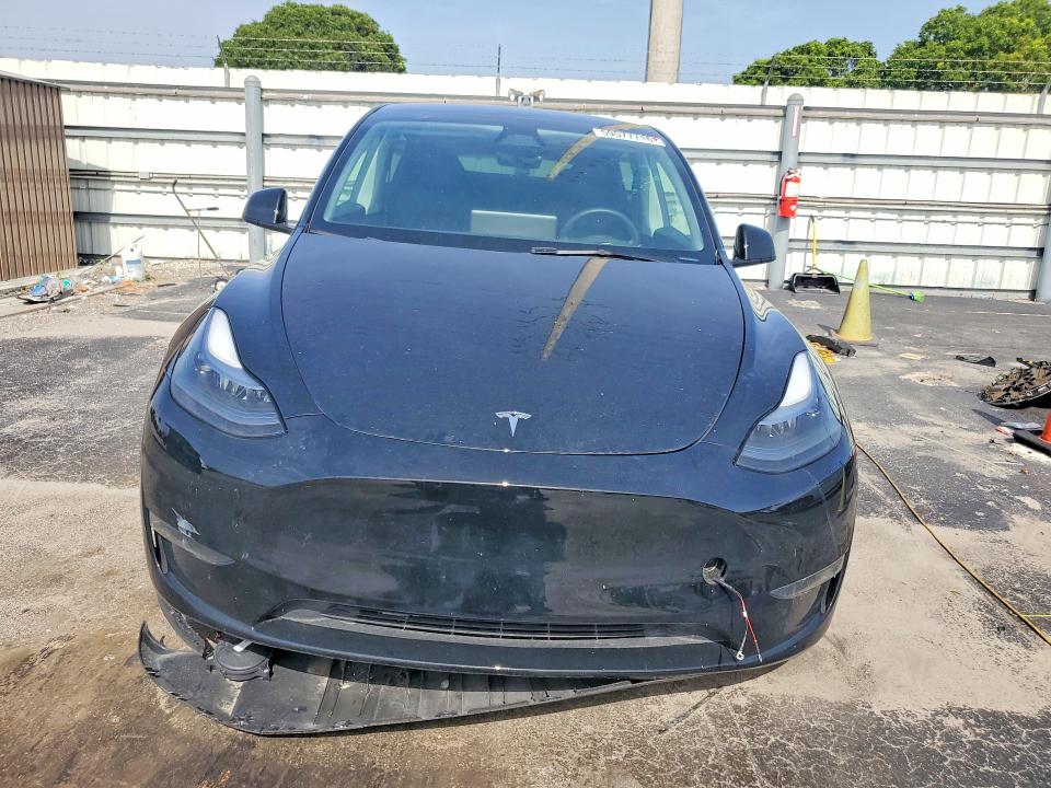 Photo 5 from auction – 2025 TESLA MODEL Y with VIN 7SAYGDEE3SA353492