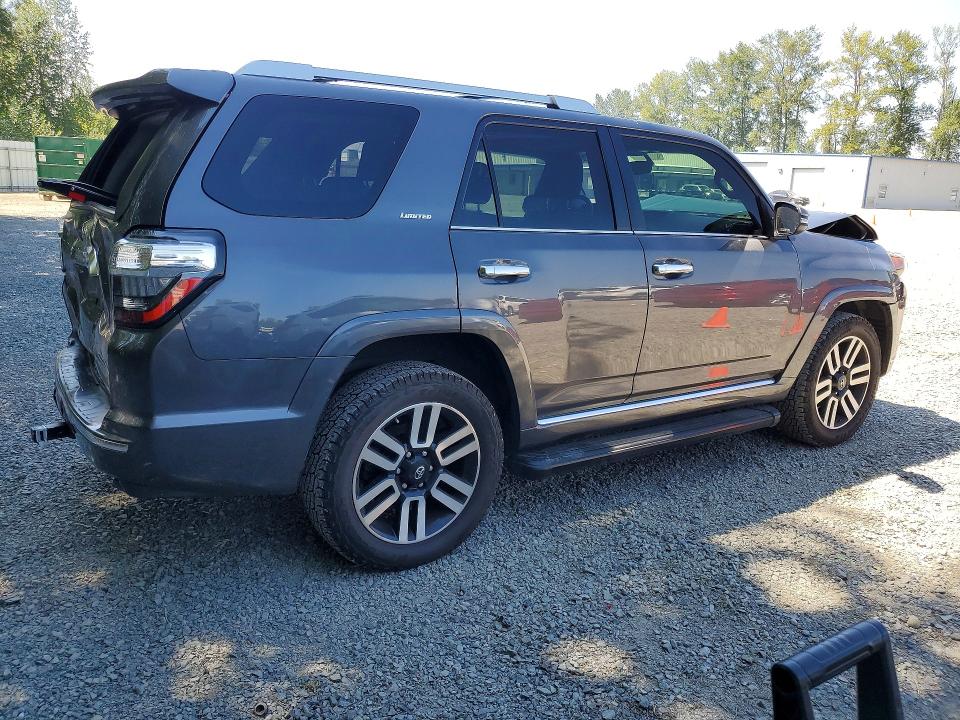 Photo 3 from auction – 2019 TOYOTA 4RUNNER with VIN JTEBU5JR3K5655181