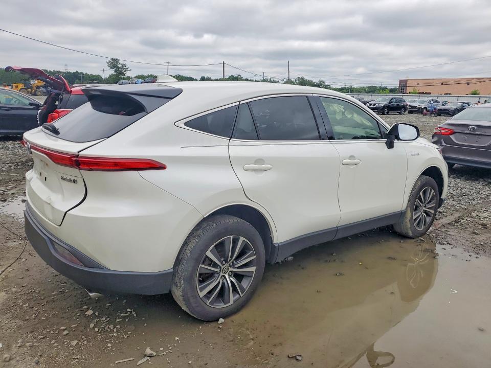 Photo 3 from auction – 2021 TOYOTA VENZA with VIN JTEAAAAH8MJ011531