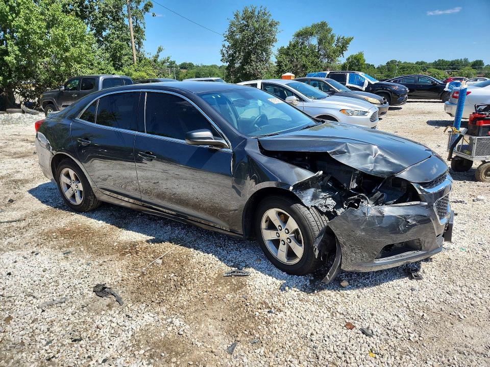 Снимка 4 от търг – 2015 CHEVROLET MALIBU с VIN 1G11A5SL7FF171395