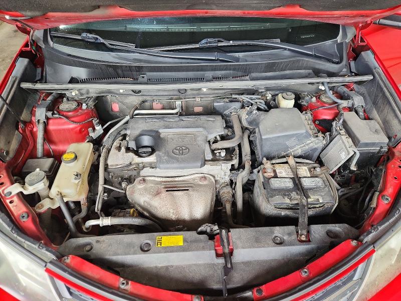 Photo 12 from auction – 2014 TOYOTA RAV4 with VIN 2T3RFREV4EW152140