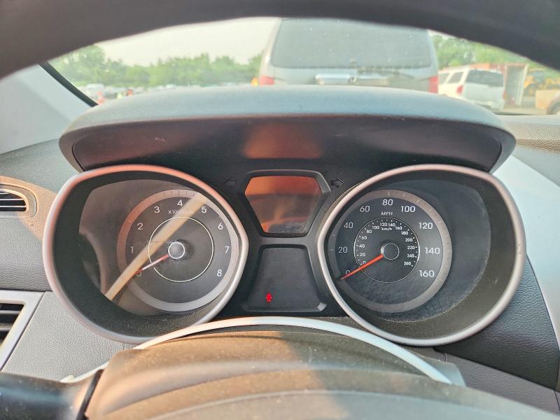 Photo 9 from auction – 2012 HYUNDAI ELANTRA with VIN KMHDH4AE5CU320922