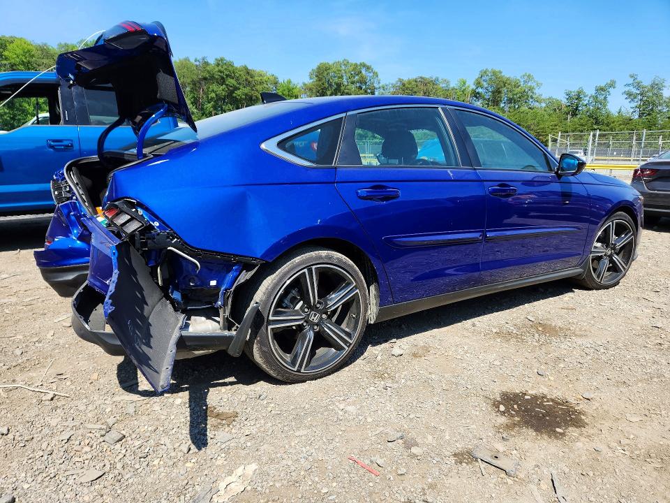 Снимка 3 от търг – 2025 HONDA ACCORD с VIN 1HGCY2F5XSA091247