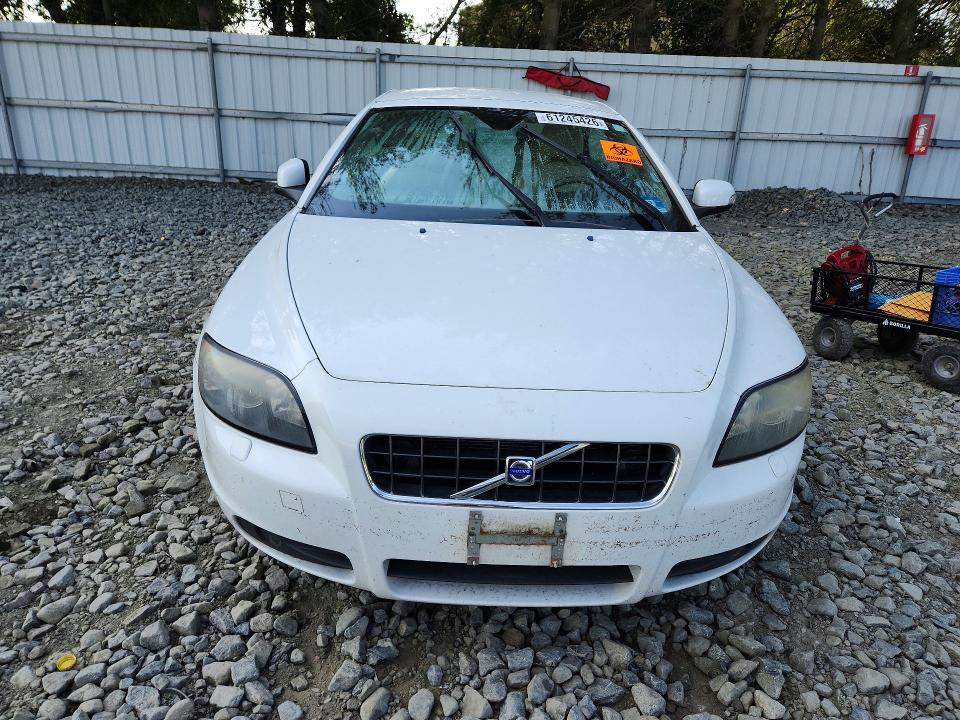 Photo 5 from auction – 2010 VOLVO C70 with VIN YV1672MC7AJ092087