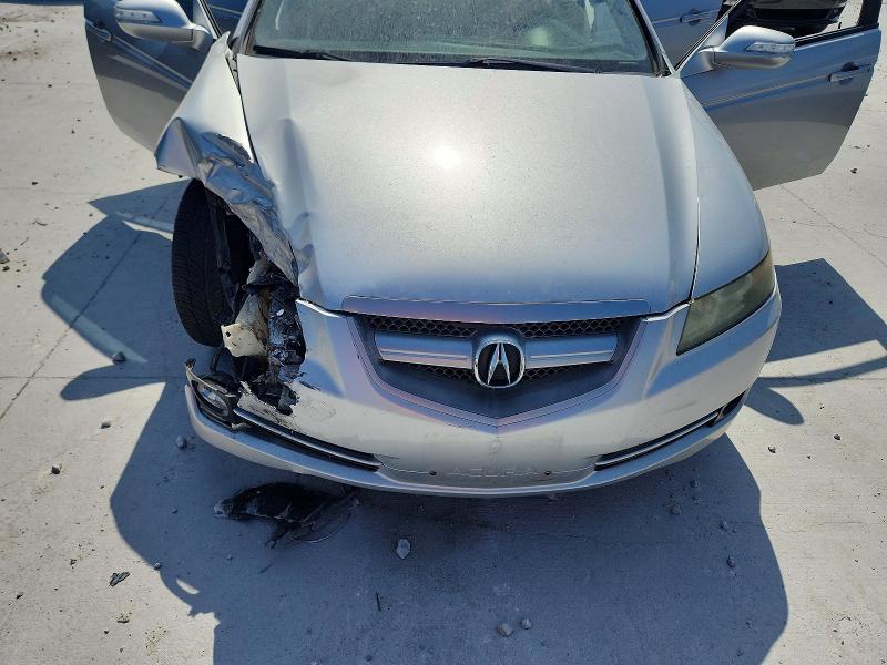 Photo 11 from auction – 2007 ACURA TL with VIN 19UUA66257A033351