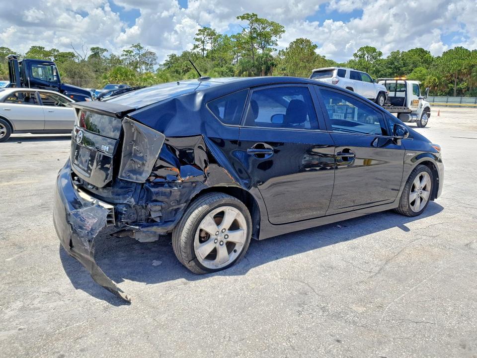 Photo 3 from auction – 2010 TOYOTA PRIUS with VIN JTDKN3DU8A0213255