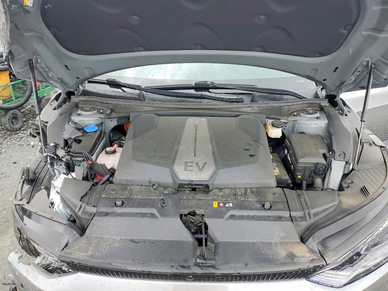 Photo 12 from auction – 2023 KIA EV6 with VIN KNDC34LA1P5091423