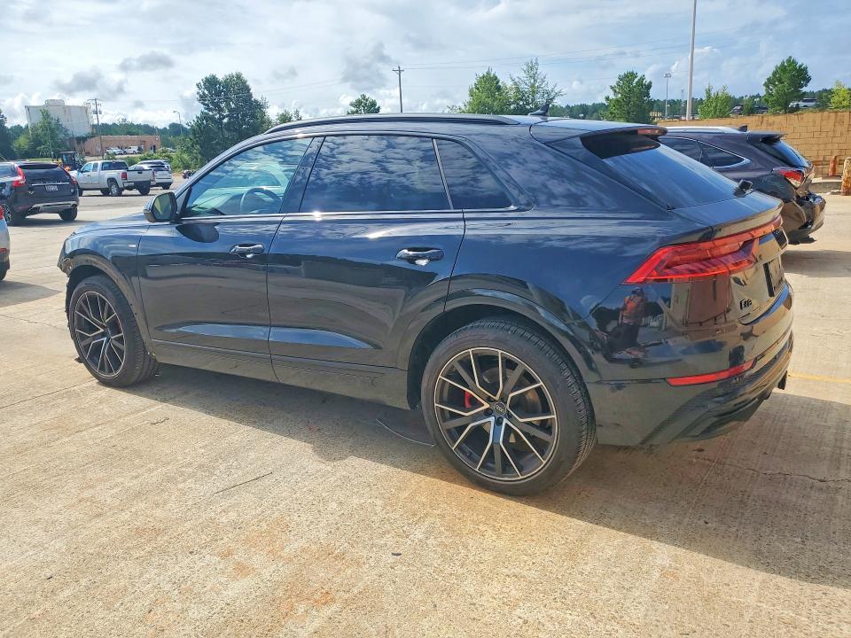 Foto 2 de la subasta – 2021 AUDI Q8 con VIN WA1FVAF18MD040272
