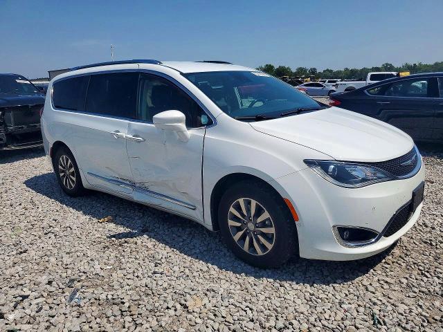 Photo 4 from auction – 2020 CHRYSLER PACIFICA with VIN 2C4RC1EG9LR281719