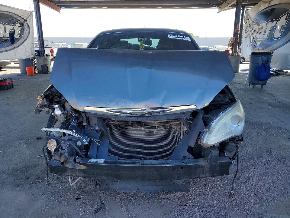 Foto 5 de la subasta – 2011 CHRYSLER 200 con VIN 1C3BC2FB6BN582538