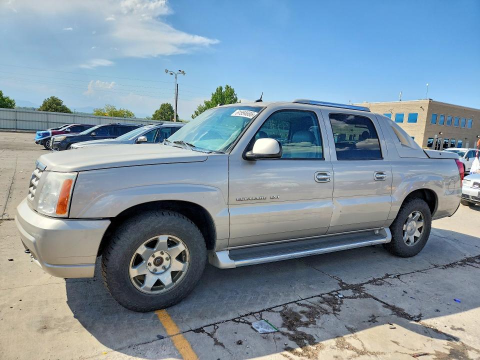 2005 CADILLAC ESCALADE