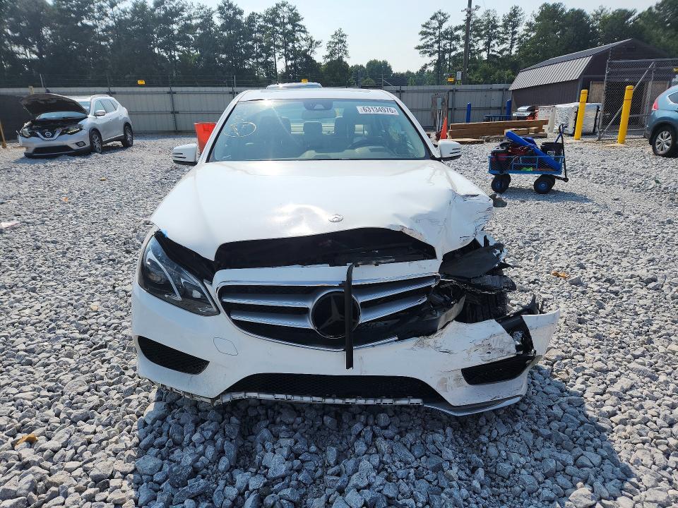 Photo 5 from auction – 2016 MERCEDES-BENZ E with VIN WDDHF8JB3GB184774