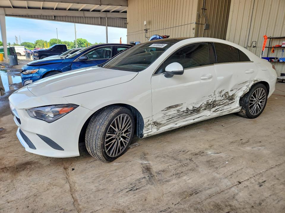 2020 MERCEDES-BENZ CLA