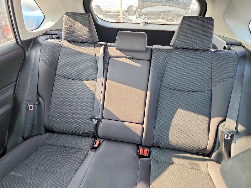 Photo 10 from auction – 2021 TOYOTA RAV4 with VIN 2T3F1RFV8MC239247