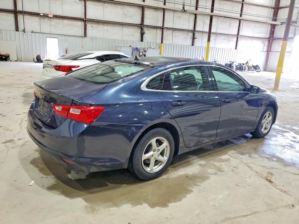 Photo 3 from auction – 2018 CHEVROLET MALIBU with VIN 1G1ZC5ST3JF100202