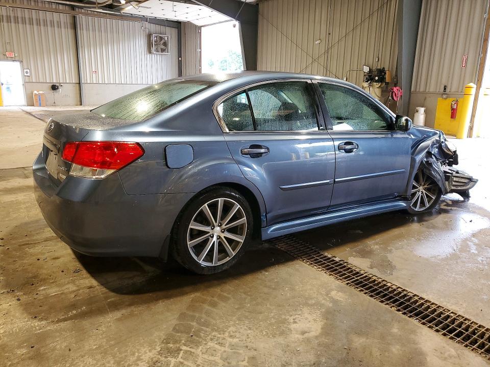Photo 3 from auction – 2013 SUBARU LEGACY with VIN 4S3BMBG6XD3031795