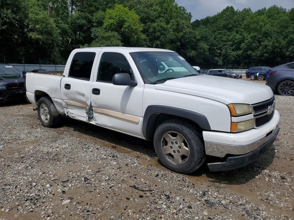 Photo 4 from auction – 2006 CHEVROLET SILVERADO with VIN 2GCEC13TX61117204