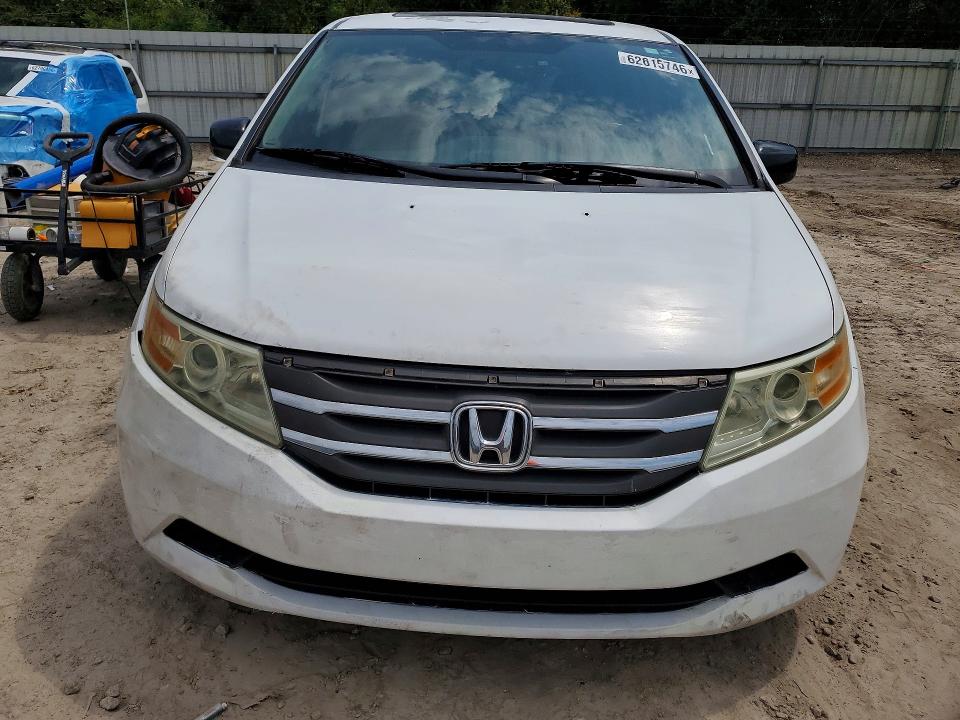 Photo 5 from auction – 2013 HONDA ODYSSEY with VIN 5FNRL5H65DB044927