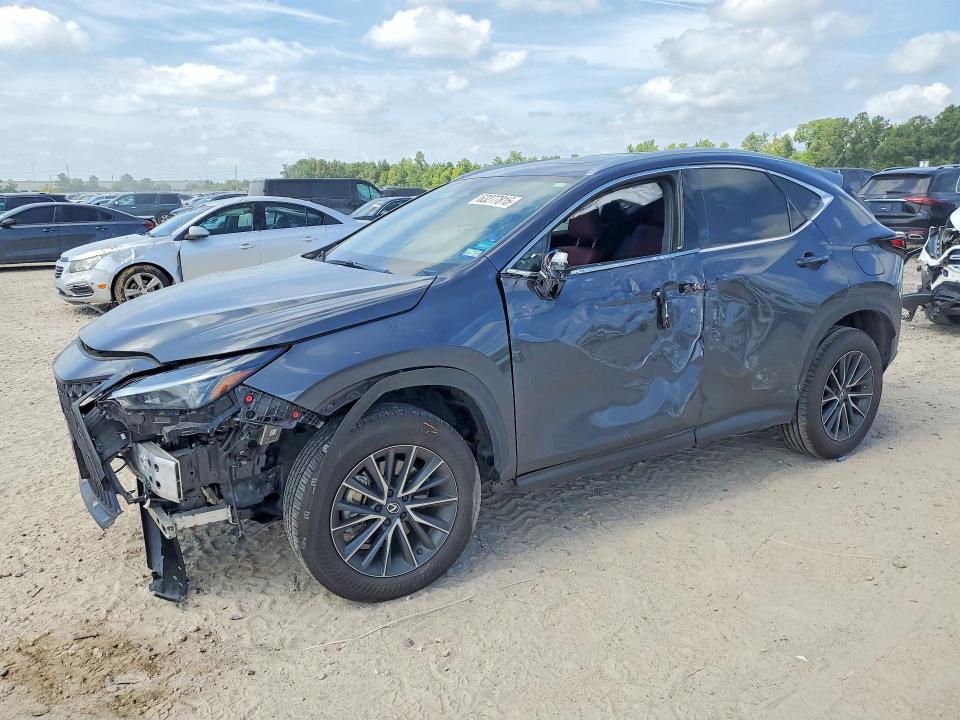LEXUS NX 2025 with VIN 2T2GDCAZ1SC028993 - Photo from auction