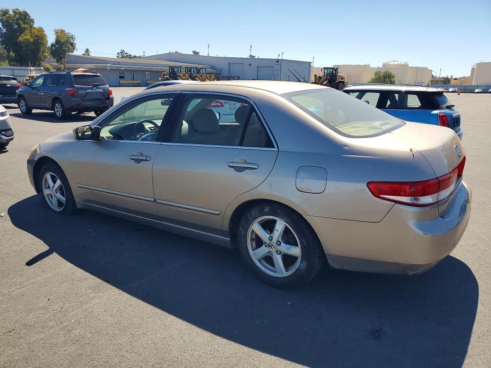 Photo 2 from auction – 2003 HONDA ACCORD with VIN JHMCM56613C024139