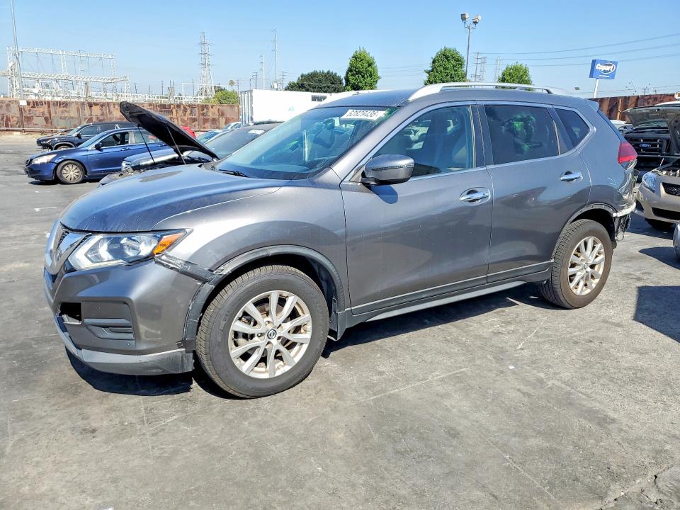 NISSAN ROGUE 2017 with VIN KNMAT2MTXHP502092 - Photo from auction