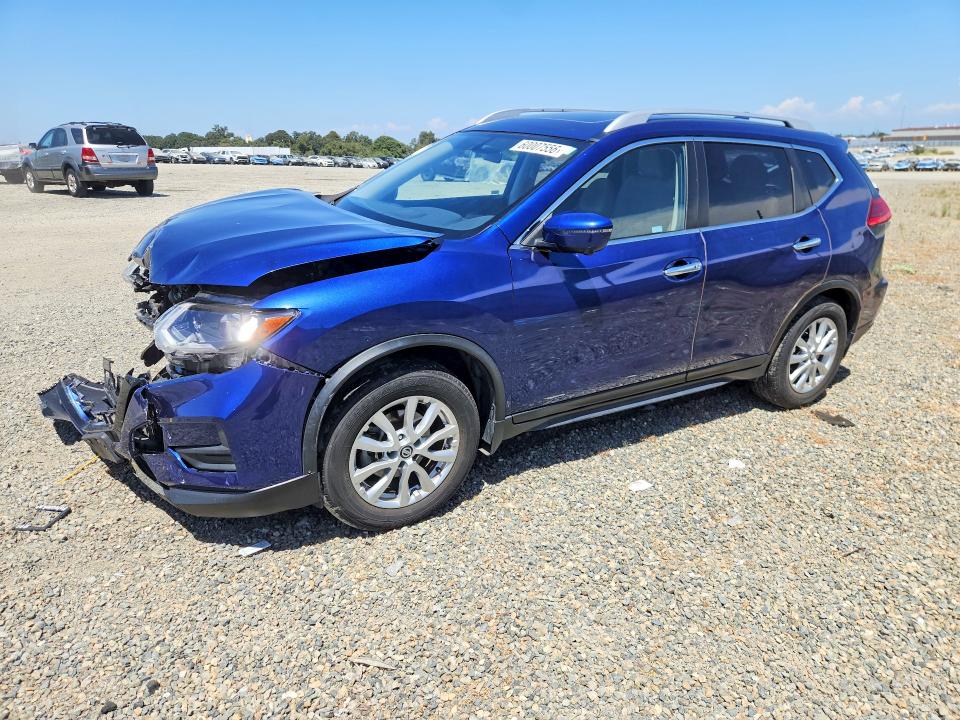 NISSAN ROGUE 2017 with VIN JN8AT2MT2HW143458 - Photo from auction