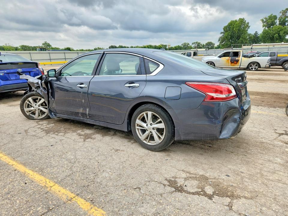 Photo 2 from auction – 2013 NISSAN ALTIMA with VIN 1N4AL3AP7DC208234